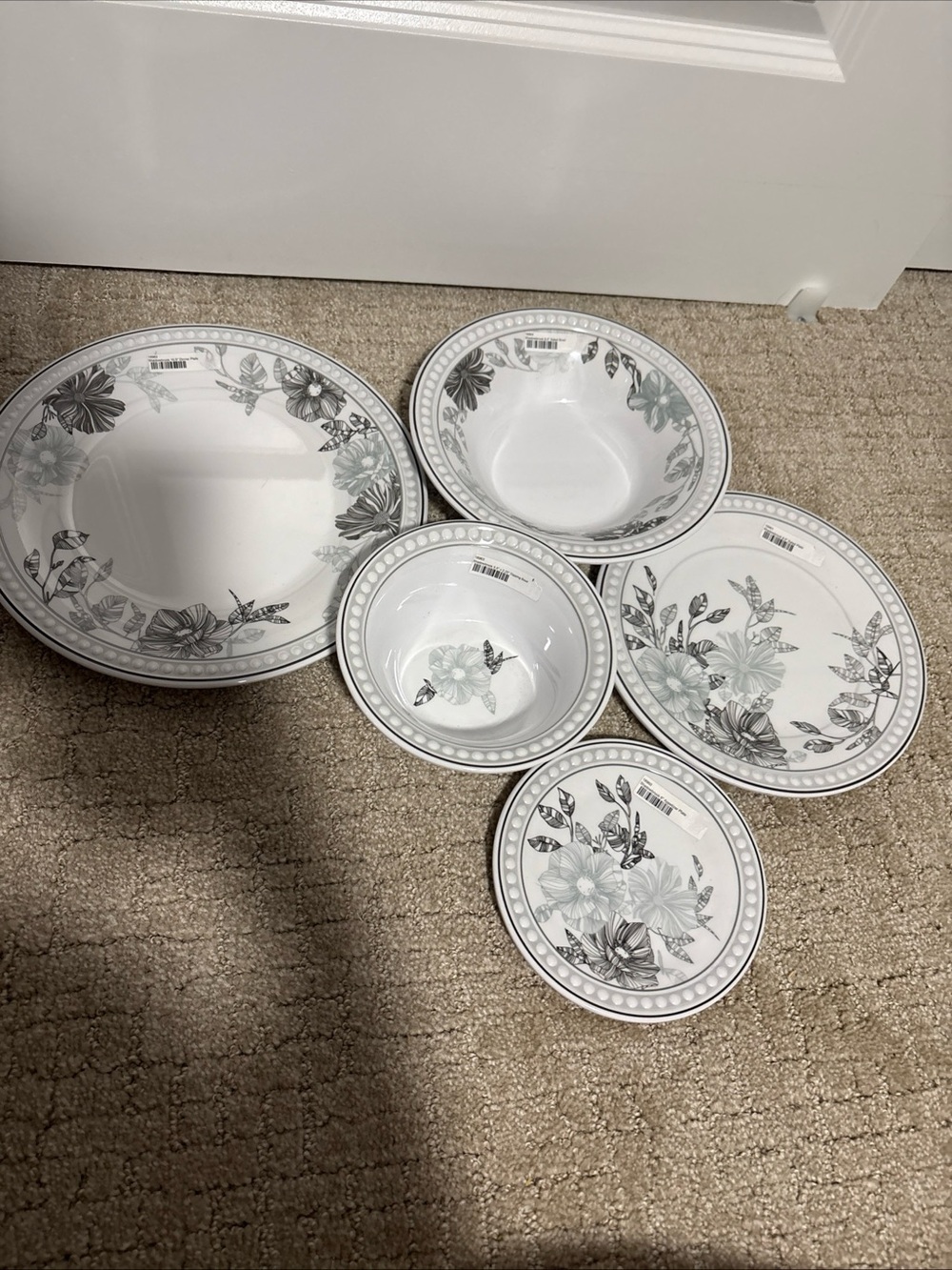 Merritt Set Of 5 Shadowbrook Asst Melamine Plates & Bowls